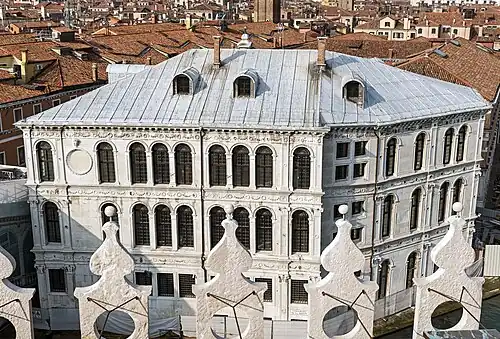 Vue de la terrasse depuis Fontego dei Tedeschi.