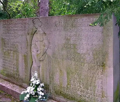 Monument pour le massacre du 13 avril 1945