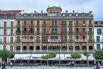 Nouveau casino et café Iruña
