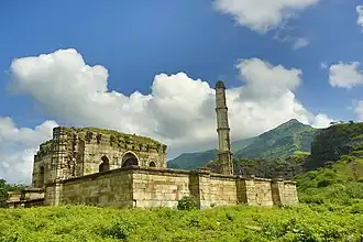 Champaner-Pavagadh, ancienne capitale du Gujarat pré-moghol. C'est aujourd'hui une vaste ville fantôme vestige de royaumes médiévaux.