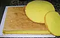 Sponge cake, gâteau fait de génoise.