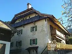 Panex : maison en pierre.