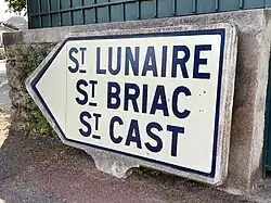 Panneau au pied coupé, à Dinard.