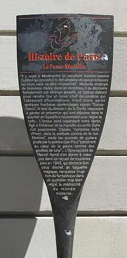 Le panneau Histoire de Paris.