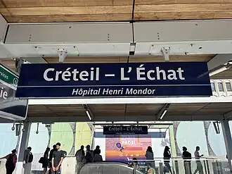 Plaque émaillée de la station.