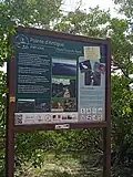 Panneau d'informations historiques de la pointe d'Antigues.