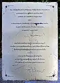 Le panneau d'information placé à côté du pavillon thaïlandais à l'occasion de son inauguration.