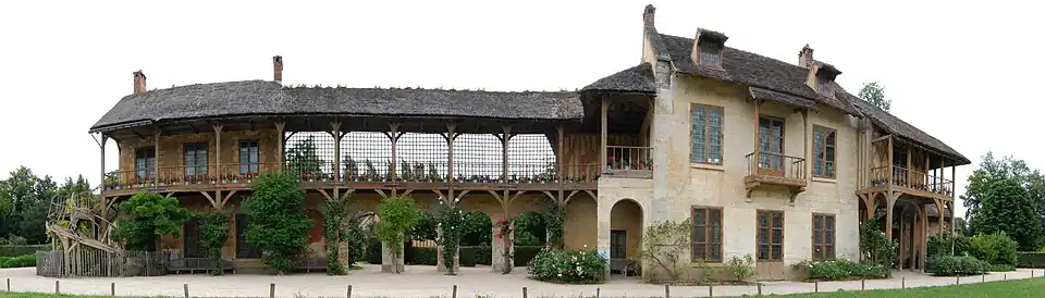Vue panoramique de la maison de la Reine