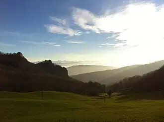 Le Geissflue, à gauche de l'image.