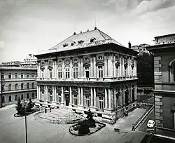 L'élévation principale de la villa sur une photo de Paolo Monti de 1963