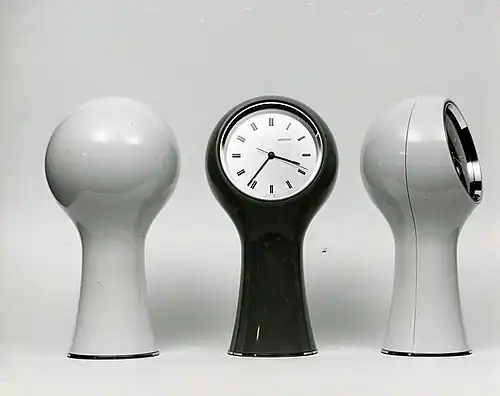 Angelo Mangiarotti et Bruno Morassutti, « Secticon C-1 et C-2 », 1960, horloges de table, pour la société Le Porte-Échappement Universel S.A.