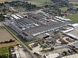 L'usine de Saint-Cyr-sur-Menthon.