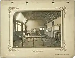 Salle de dessin (Jules David, 1902-1910).