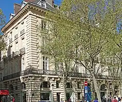 6, place Saint-Sulpice.