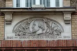 Description de cette image, également commentée ci-après