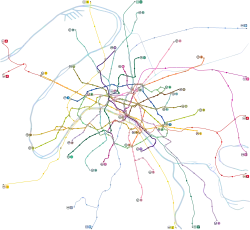 carte représentant toues les lignes du métro parisien de différentes couleurs.