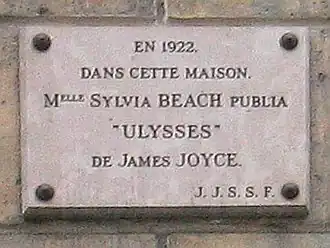 Plaque au no&nbsp;12.