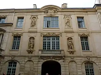 Hôtel des ambassadeurs de Hollande (1936).