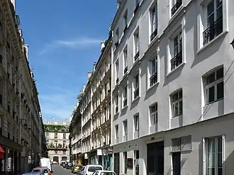 Vue partielle sud-nord du tronçon nord de la rue, côté 3e arrondissement, vers l'ouest de ce tronçon aperçu au fond.