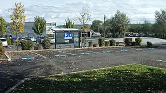 Parking Relais derrière l'arrêt de bus Stade Aquatique
