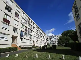 Immeubles sur la rue du Pas-Notre-Dame.