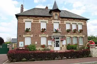 La mairie.