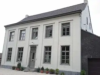 Description de cette image, également commentée ci-après