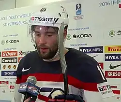 Description de l'image Patrick Maroon 2016.jpg.