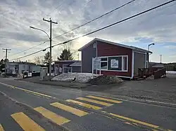 Pavillon municipal de Saint-Rémi de Tingwick, vu de la rue principale