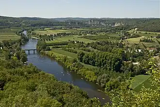 La Dordogne, vue depuis les hauteurs de Domme, dans le sud-est.