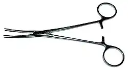 Pince hémostatique