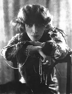 Adolf de Meyer, Pearls (1912), portrait de Luisa Casati.