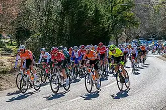 Description de l'image Peloton of Grand Prix La Marseillaise 2022.jpg.