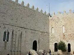 Entrée de la salle du commandeur.