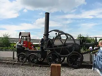 1804 locomotive de Pen-y-Darren, par Richard Trevithick. Première traction mécanique d'un train.