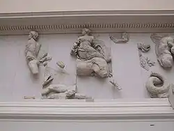 fragments, torse masculin, femme à cheval