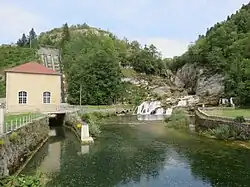 Centrale hydraulique EDF de Bourg-de-Sirod
