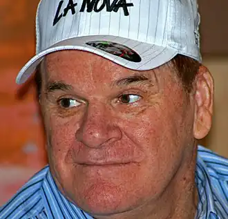 Pete Rose, en 2008, lors d'une séance d'autographes à Las Vegas, est le sujet du premier court-métrage.