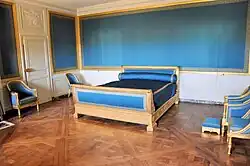 Évocation à l'attique de la chambre de Marie-Louise puis de la duchesse d'Orléans