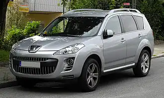 Mitsubishi Outlander II - Citroën C-Crosser - Peugeot 4007