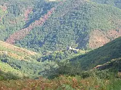 Église et château de Blanc,vus depuis le Merdelou.