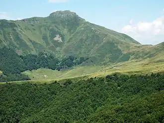 La face Sud du puy de Peyre-Arse