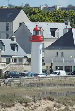 Le phare de Trescadec vu de loin