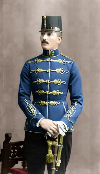 Béla Békéssy&nbsp;(en) en 1er lieutenant de hussard