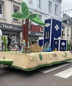 Char représentant un palais marocain  lors de la Cany parade 2023.