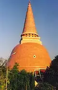 Le Phra Pathom Chedi&nbsp;(en).