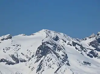 Le pic Bayle depuis la crête de Puy Salié au sud.