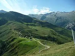 Chalet de Beauregard plus bas vu depuis le Picou de la Mire.