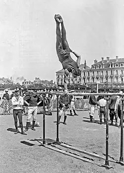 Description de cette image, également commentée ci-après