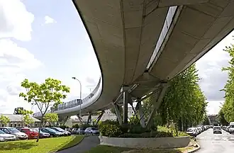 Vue rapprochée d'une pile et du tablier.